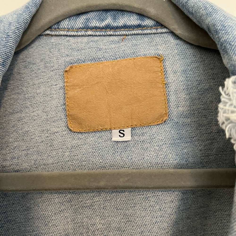 Distressed denim jacket - Picture 2 of 3